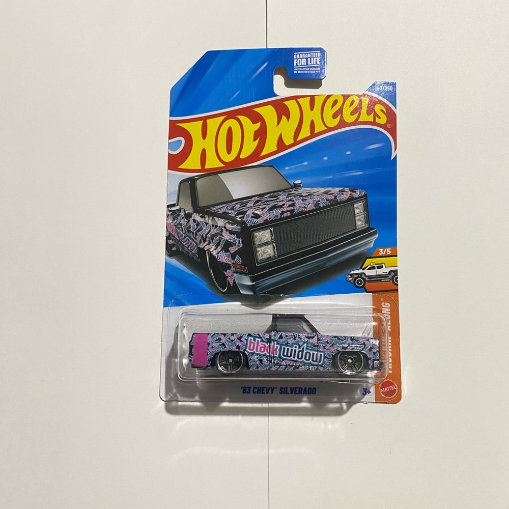 Mattel Hot Wheels Black Widow 83 Chevy Silverado